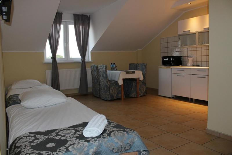 Restauracja Hotel Kassandra Września Eksteriør bilde