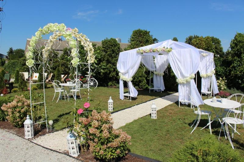 Restauracja Hotel Kassandra Września Eksteriør bilde