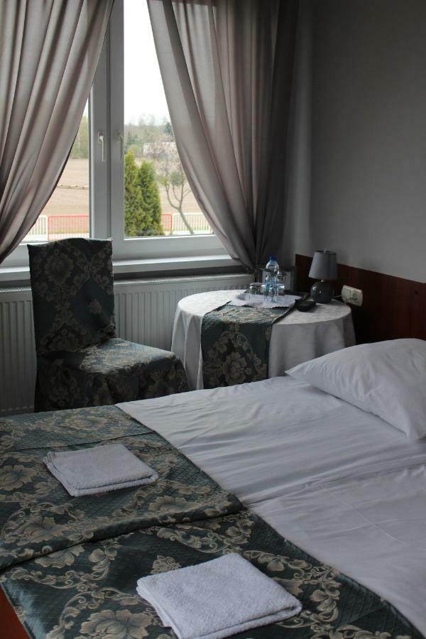 Restauracja Hotel Kassandra Września Eksteriør bilde