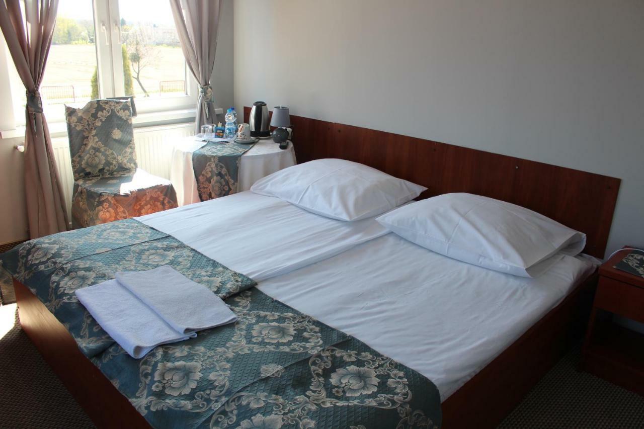 Restauracja Hotel Kassandra Września Eksteriør bilde