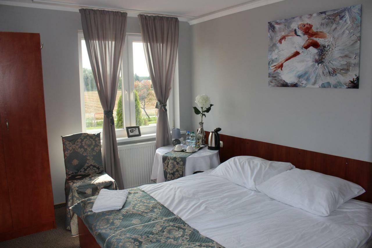 Restauracja Hotel Kassandra Września Eksteriør bilde