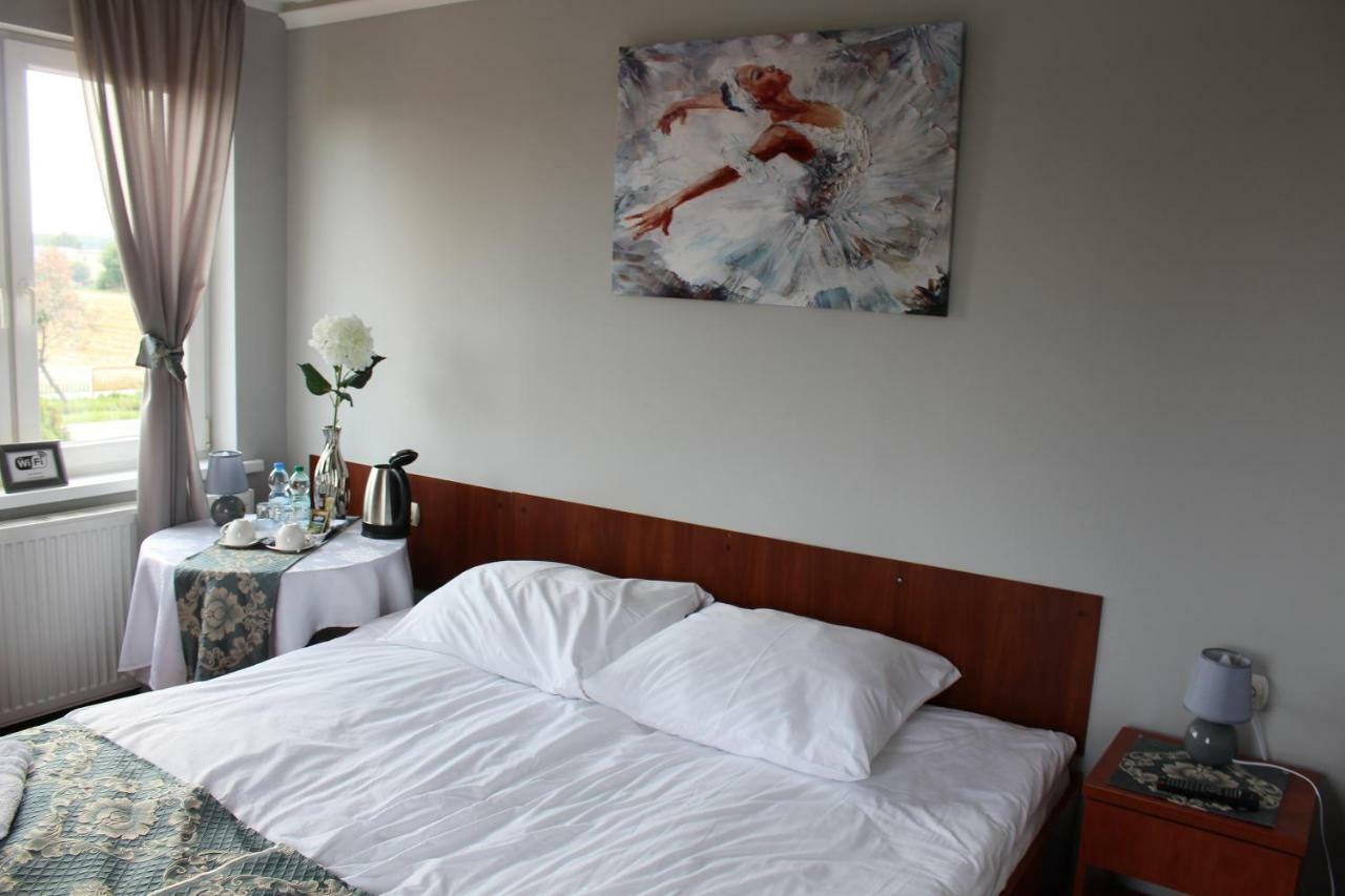 Restauracja Hotel Kassandra Września Eksteriør bilde