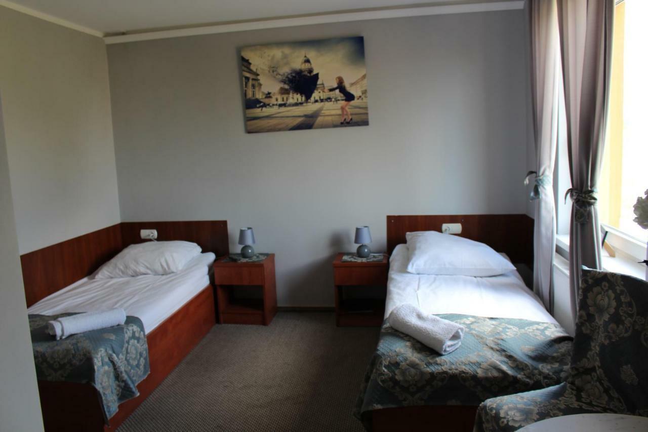 Restauracja Hotel Kassandra Września Eksteriør bilde