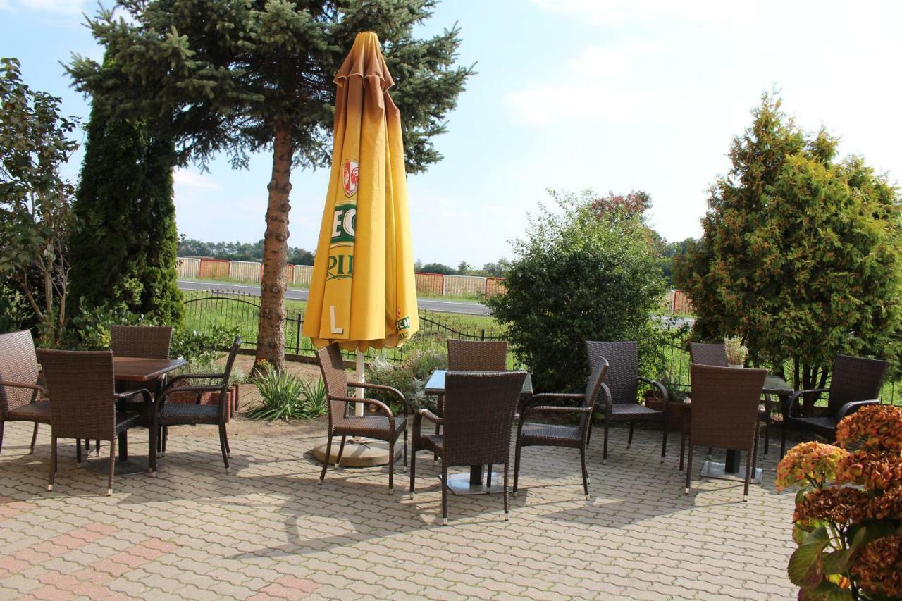 Restauracja Hotel Kassandra Września Eksteriør bilde