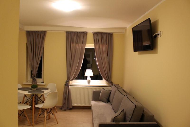 Restauracja Hotel Kassandra Września Eksteriør bilde